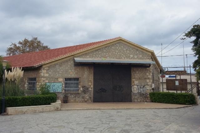 Κρήτη: Έπεσε πόρτα θεάτρου εν ώρα παράστασης – Ευτυχώς δεν υπήρξαν τραυματίες