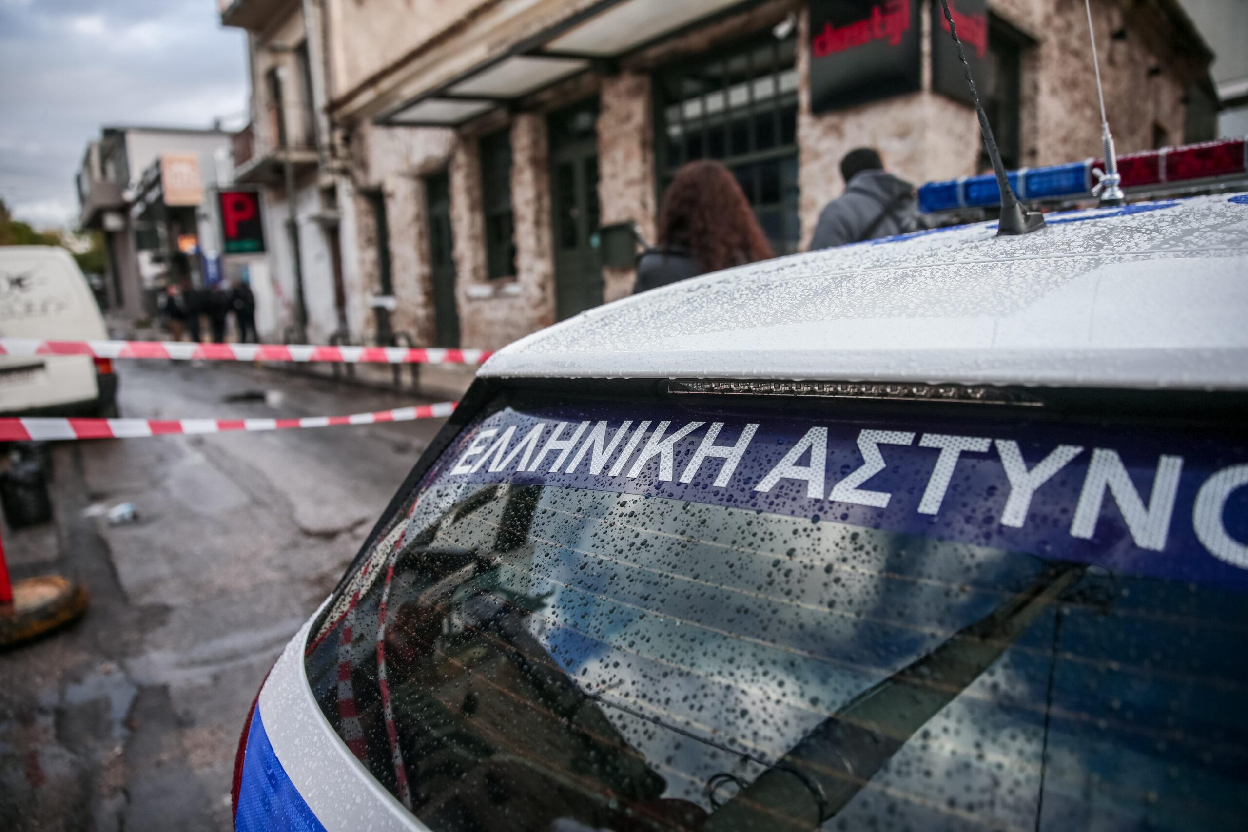 Φριχτή δολοφονία στη Θεσσαλονίκη: Πήρε φόρα με το αυτοκίνητο και σκότωσε άνδρα που καθόταν σε καρέκλα