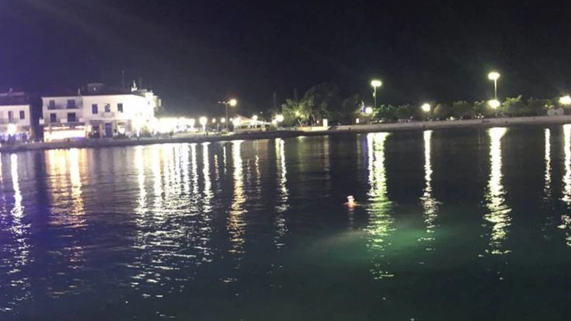 Τραγωδία στην Πύλο: Ένας νεκρός από την πτώση αυτοκινήτου στο λιμάνι