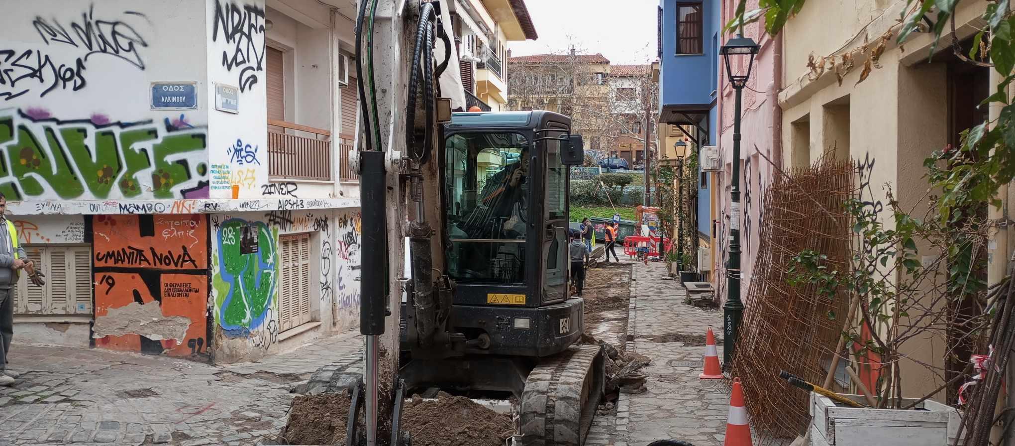 Θεσσαλονίκη: Ξεκίνησε η αποκατάσταση της οδού Αμφιτρύωνος στην άνω Πόλη