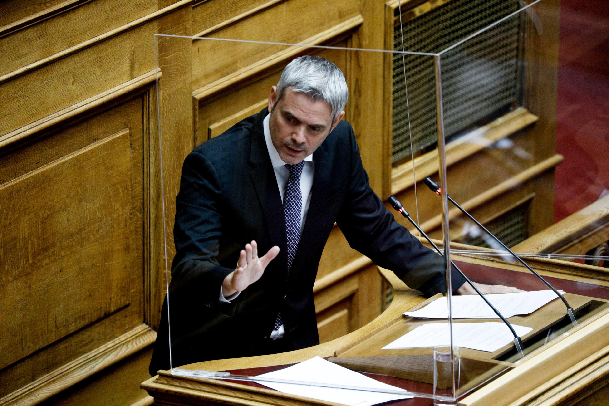 Κ. Καραγκούνης για τα ομόφυλα ζευγάρια: «Υπάρχουν αντιρρήσεις στα υπόλοιπα κόμματα και την κοινωνία»