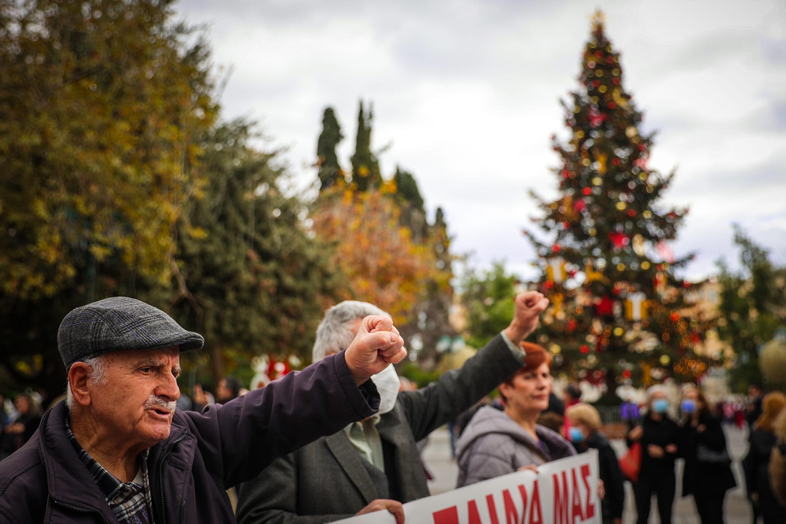 Συντάξεις: Ένα εκατομμύριο συνταξιούχοι θα λάβουν αυξήσεις
