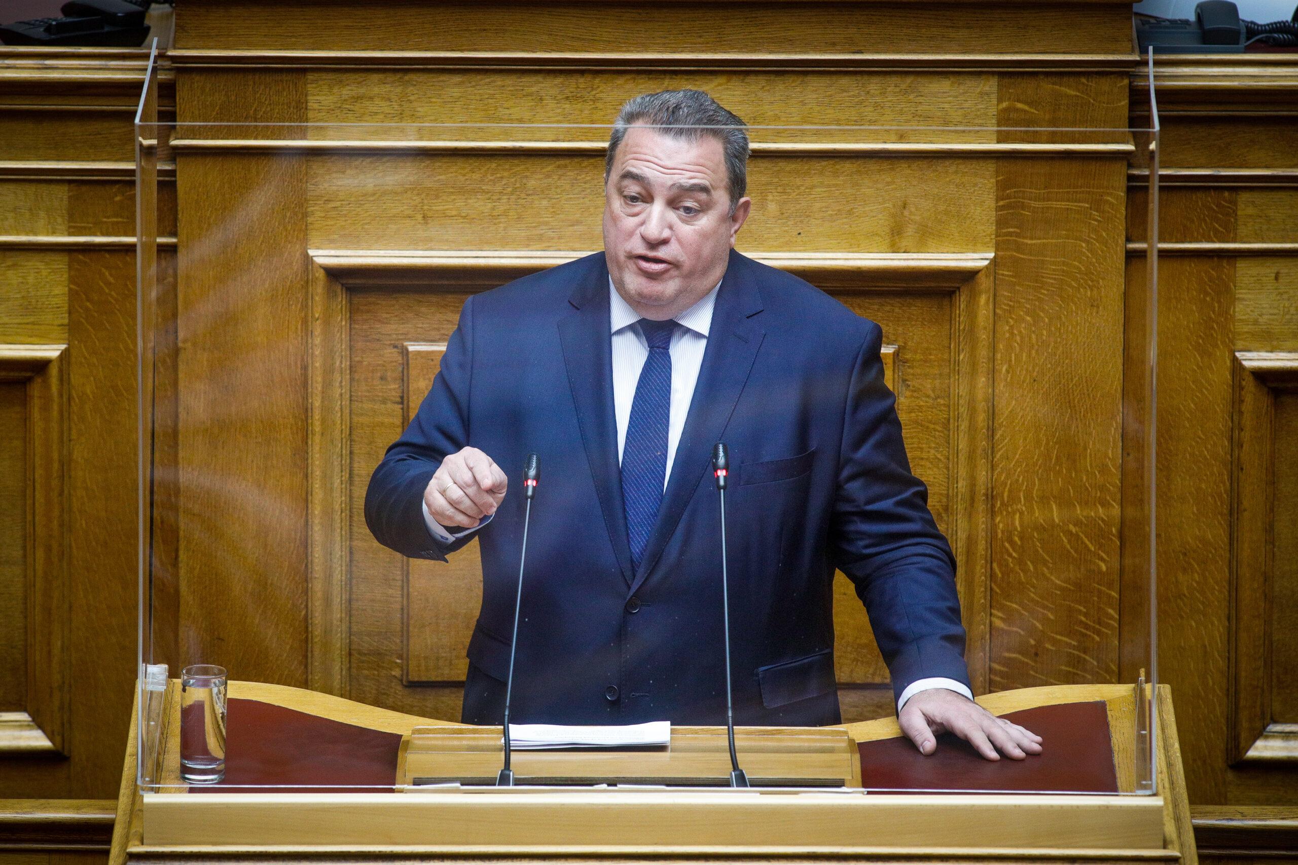 Στυλιανίδης: Πρώτη προτεραιότητα η ασφάλεια των ακτοπλοϊκών συγκοινωνιών