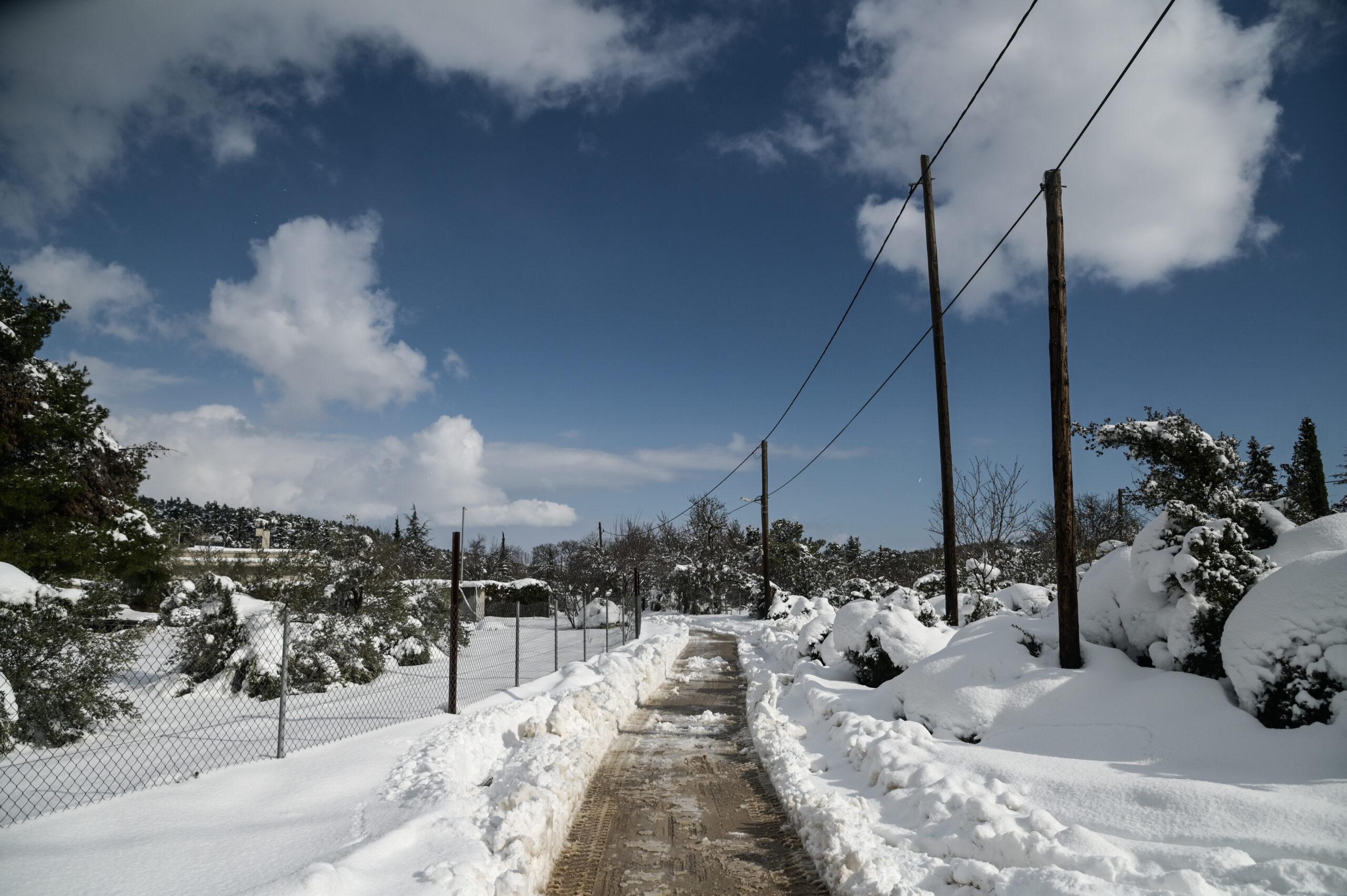 Καιρός: Χιόνια σε Χαλκιδική, ανατολική Ελλάδα και Αττική