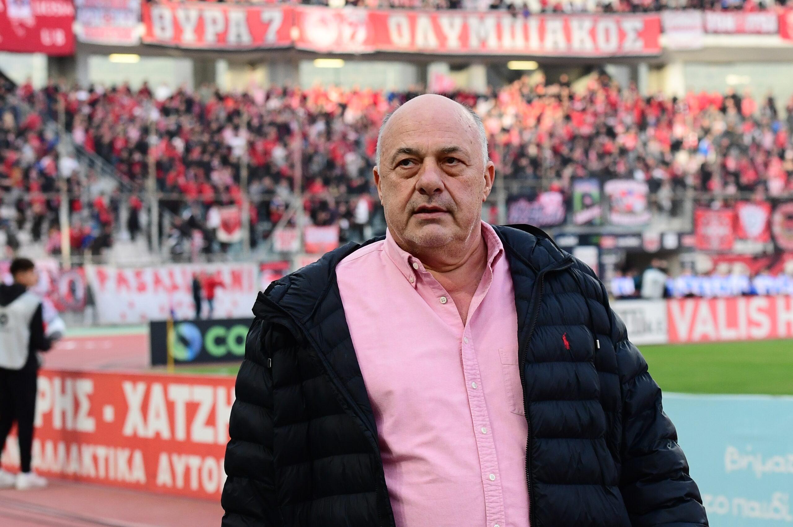 Αχ. Μπέος: «Μέγας μάγκας ο Οικονομόπουλος – Προσπαθούν να μας πείσουν ότι δεν υπάρχει πατέρας και μητέρα»
