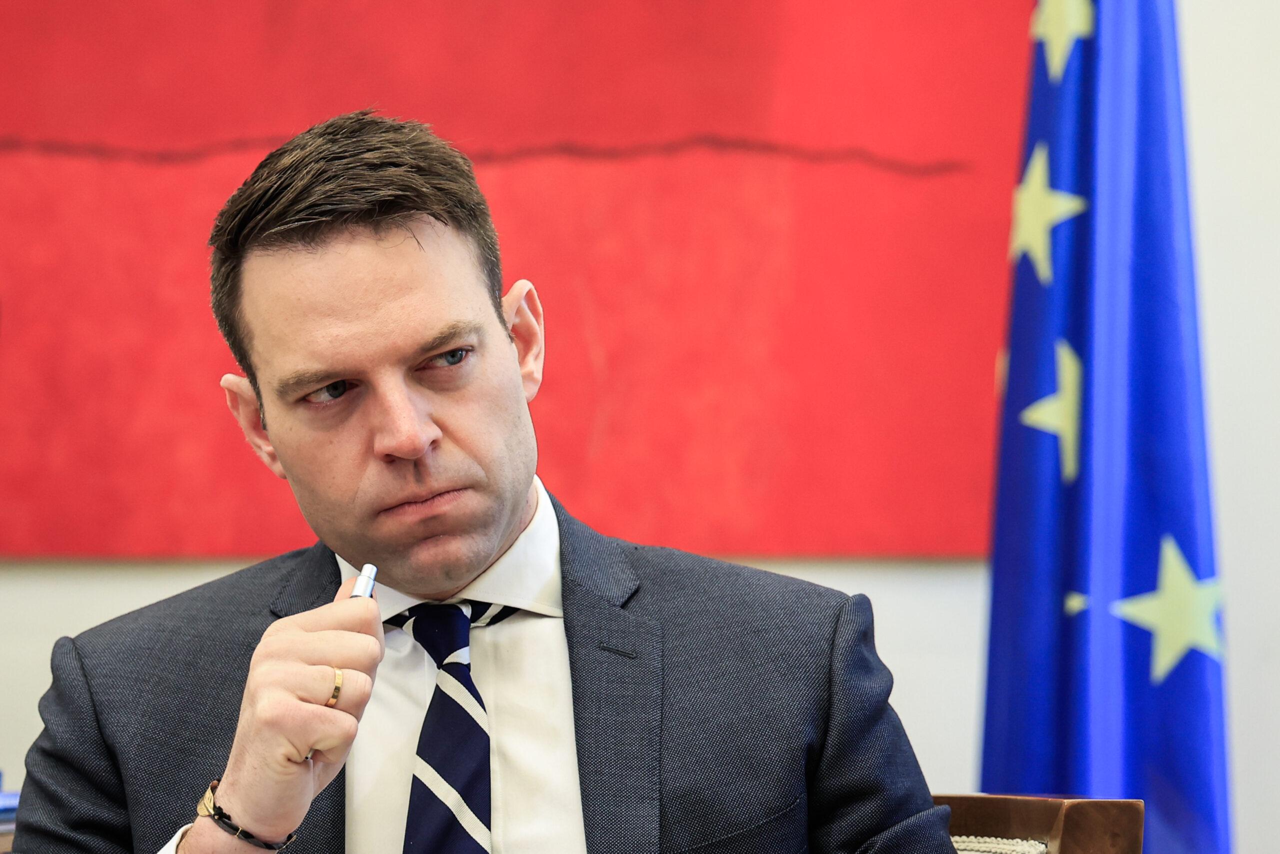 Στ. Κασσελάκης: Πρωθυπουργός της κωλοτούμπας ο Κυριάκος Μητσοτάκης