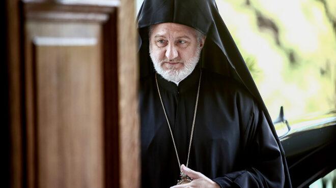 Αρχιεπίσκοπος Ελπιδοφόρος: «Οι δύο προϋποθέσεις για την βάφτιση ομοφυλόφιλων ζευγαρίων»