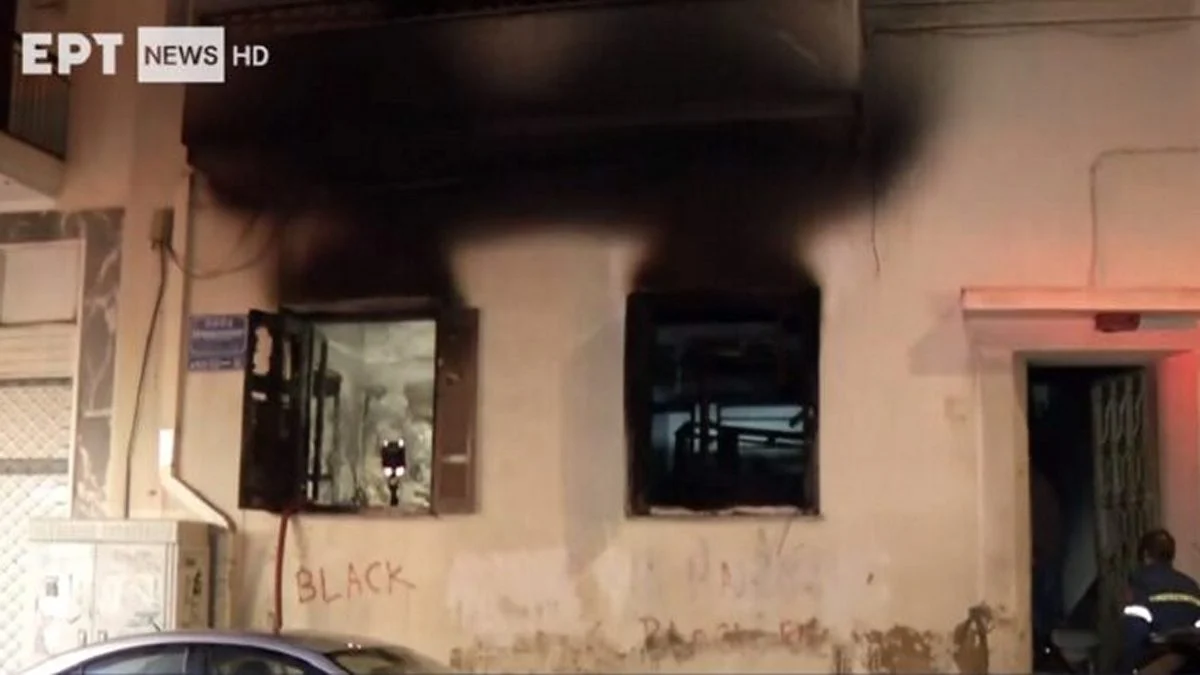 Πατήσια: Φωτιά σε εγκαταλελειμμένο σπίτι