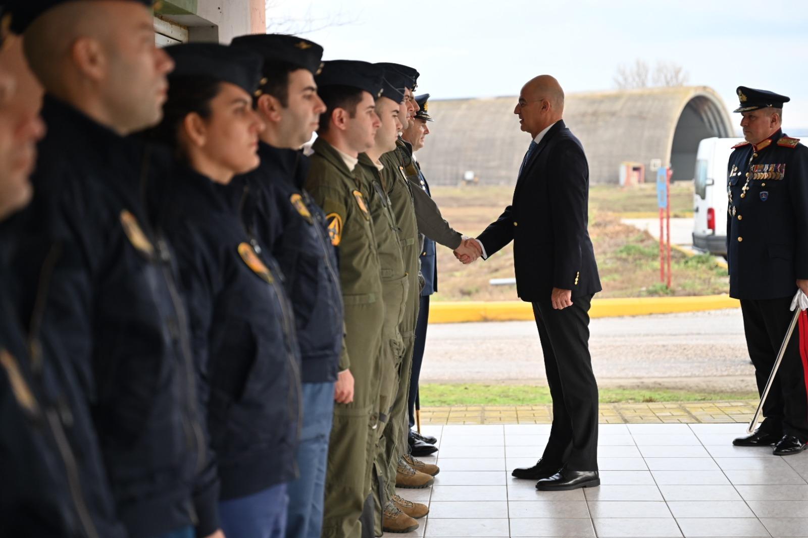 Δένδιας από Λήμνο: «Πρωτοχρονιά μαζί με όσους προασπίζουν τα κυριαρχικά μας δικαιώματα»
