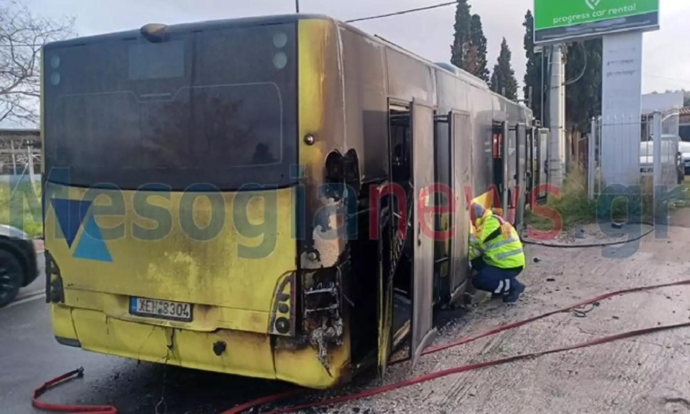 Κορωπί: Αστικό λεωφορείο άρπαξε φωτιά
