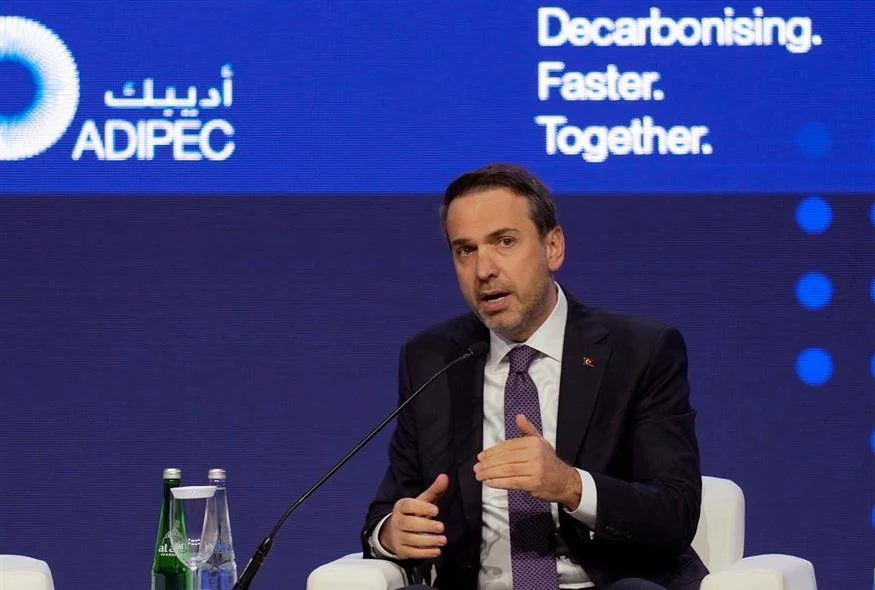 Τούρκος υπουργός Ενέργειας: Έτοιμη η Τουρκία να συνεργαστεί για την αξιοποίηση του ενεργειακού δυναμικού της Λιβύης