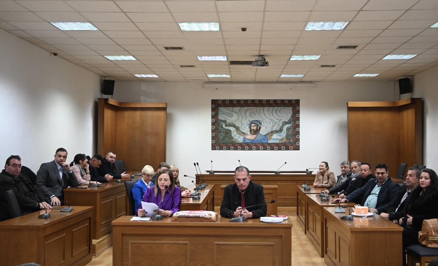 Κοπή πίτας εργαζομένων δήμου Δέλτα – Μπισμπινά: «Να δώσουμε μαζί τον καλύτερο εαυτό μας»