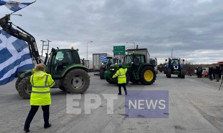 Έβρος: Τρακτέρ έφτασαν στο τελωνείο Κήπων – Κινητοποιήσεις στην Agrotica