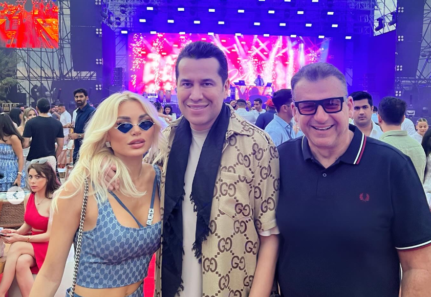 Οι Λιάγκας, Παναγιώταρου & Σιανίδης γιόρτασαν τη Πρωτοχρονιά στο Ντουμπάι – «Αν είναι τζαμπουίτα, πάει κι εκεί»