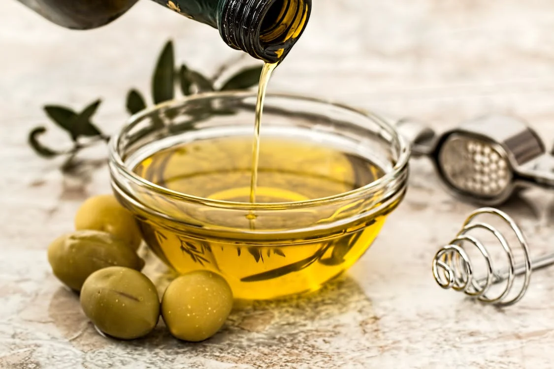 Γιατί τρώμε τις ελιές και όχι το λάδι στη νηστεία;