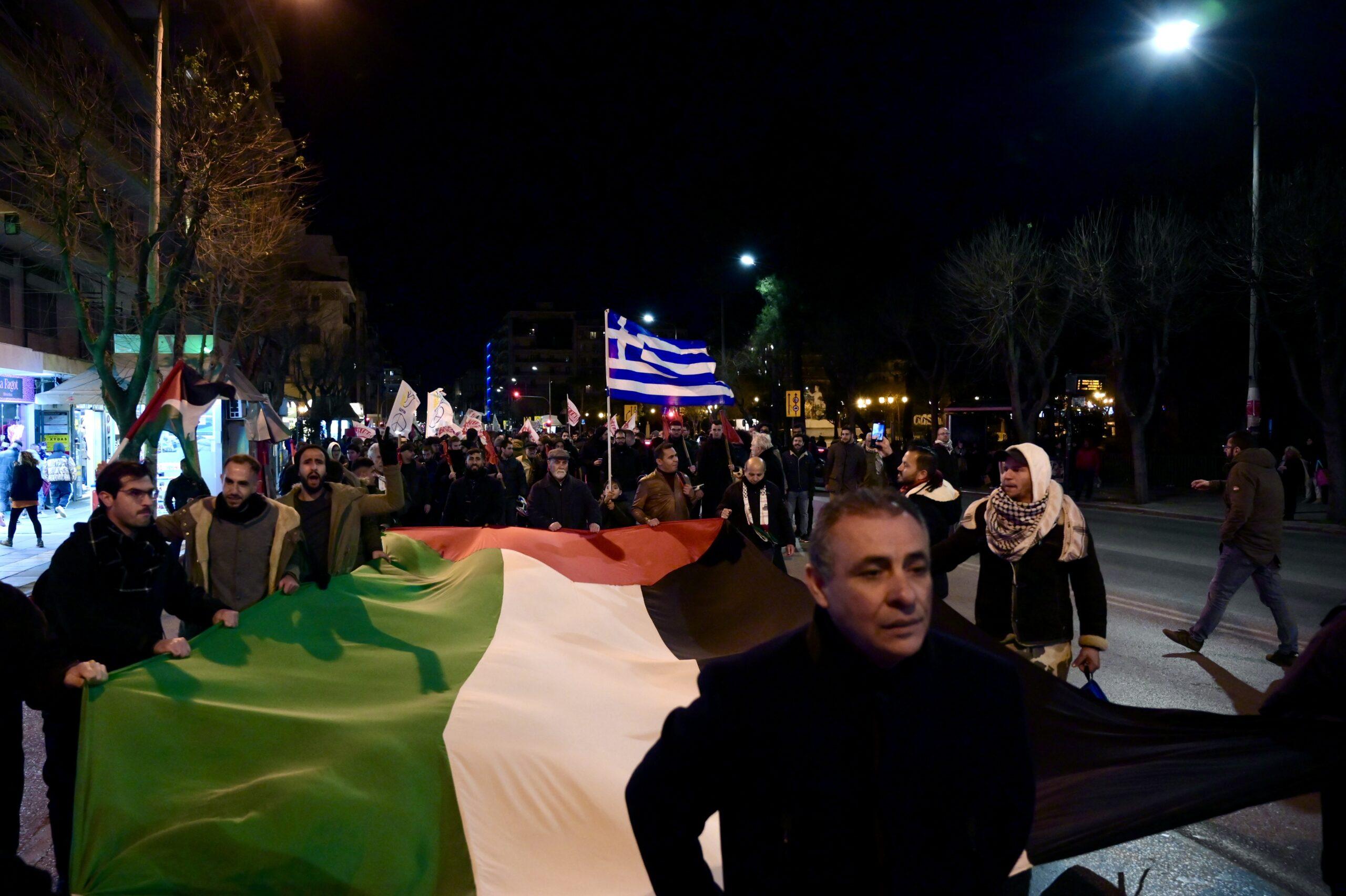 Θεσσαλονίκη: Συλλαλητήριο αλληλεγγύης στον παλαιστινιακό λαό (ΦΩΤΟ)