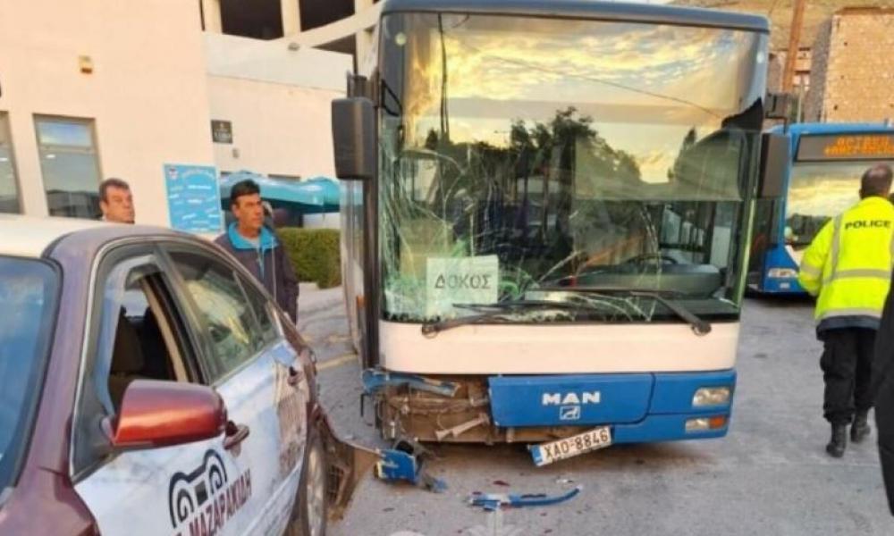 Τροχαίο Χαλκίδα: Λεωφορείο έπεσε πάνω σε σταθμευμένα ταξί