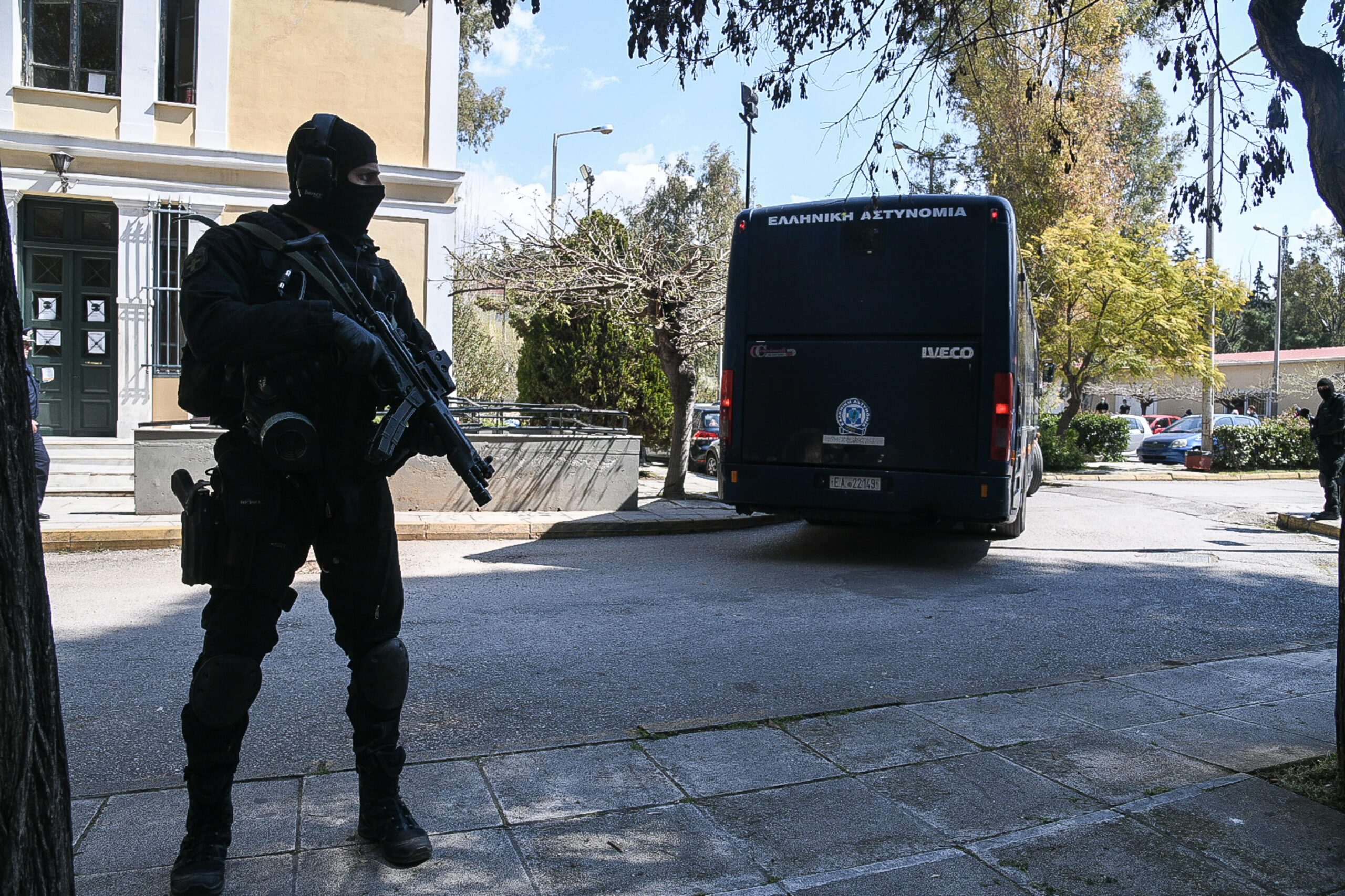 Πυροτεχνουργοί του στρατού έδιναν εκρηκτικές ύλες σε τρομοκράτες – Τι έδειξε η έρευνα της Αντιτρομοκρατικής