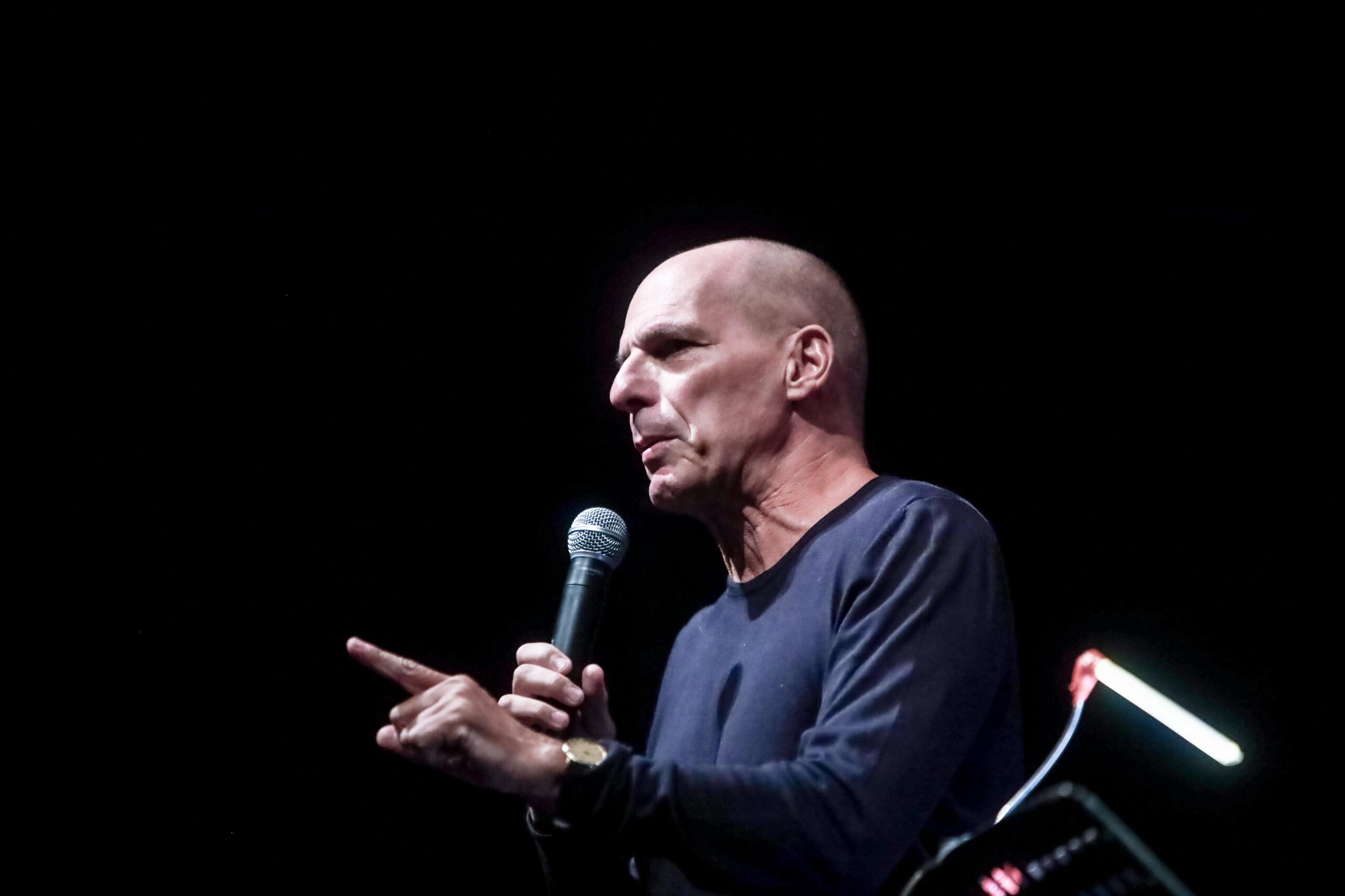 Τον… πόλεμο του TikTok μέσω… TikTok ξεκίνησε ο Βαρουφάκης