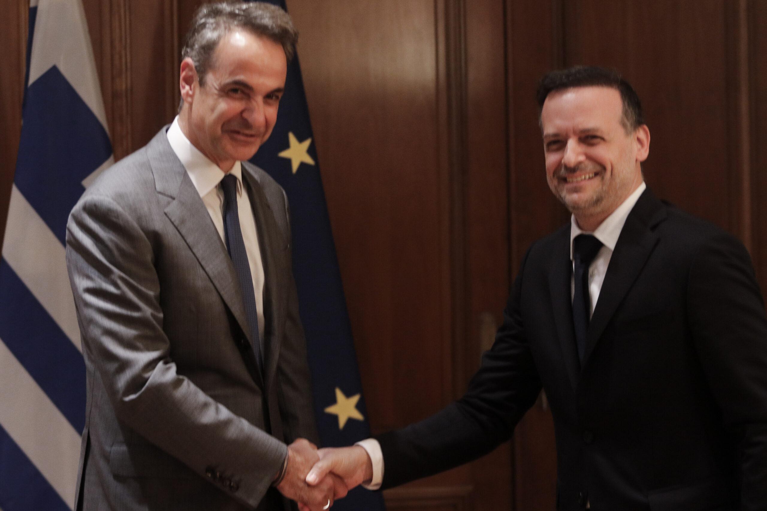 Χ. Δούκας σε Κυρ. Μητσοτάκη: «Λυπάμαι για την ειρωνική αντιμετώπιση του πρωθυπουργού προς τις συλλογικότητες»
