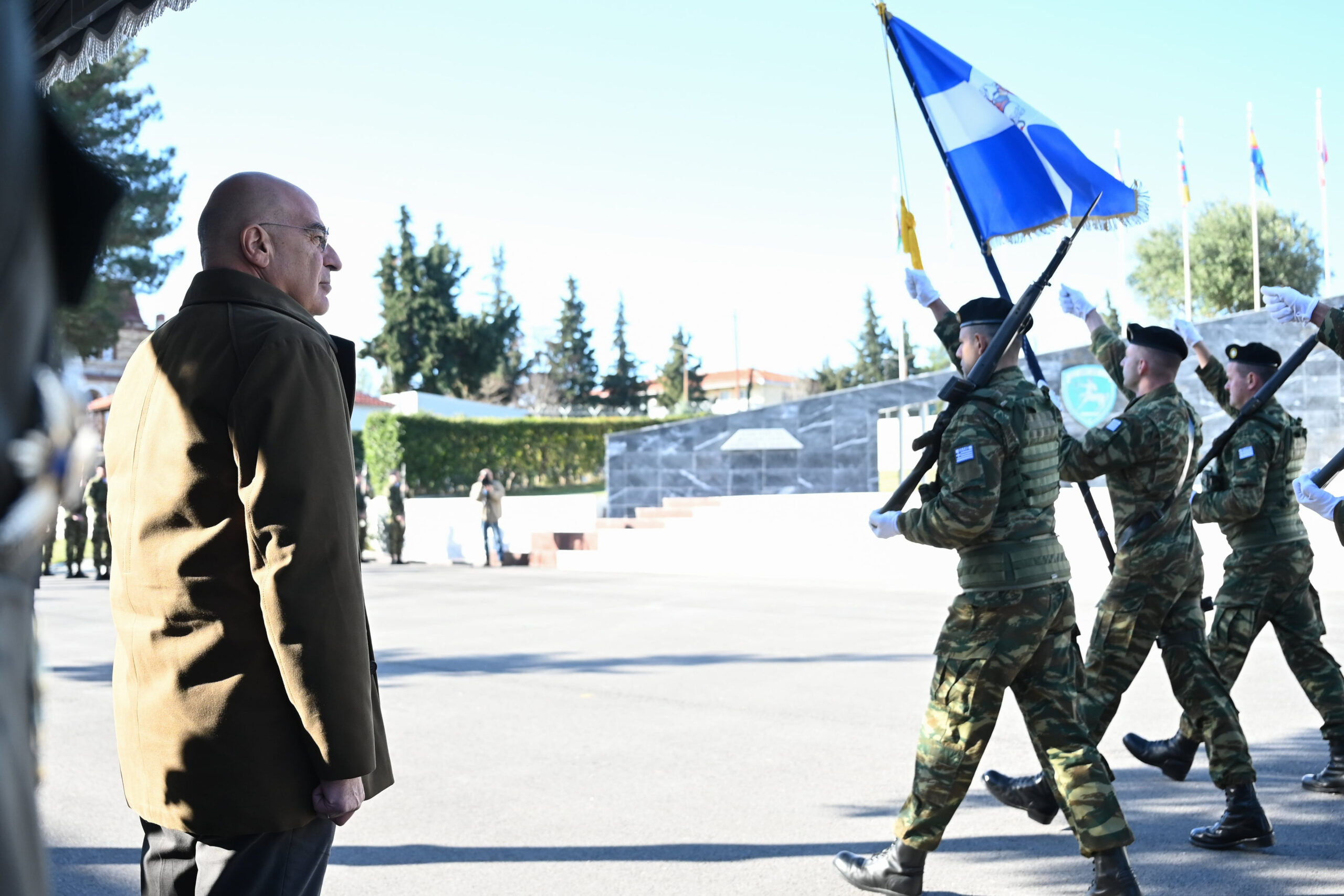 Στη Φινλανδία ο Νίκος Δένδιας – Προσεχώς αλλαγές στη στρατιωτική θητεία