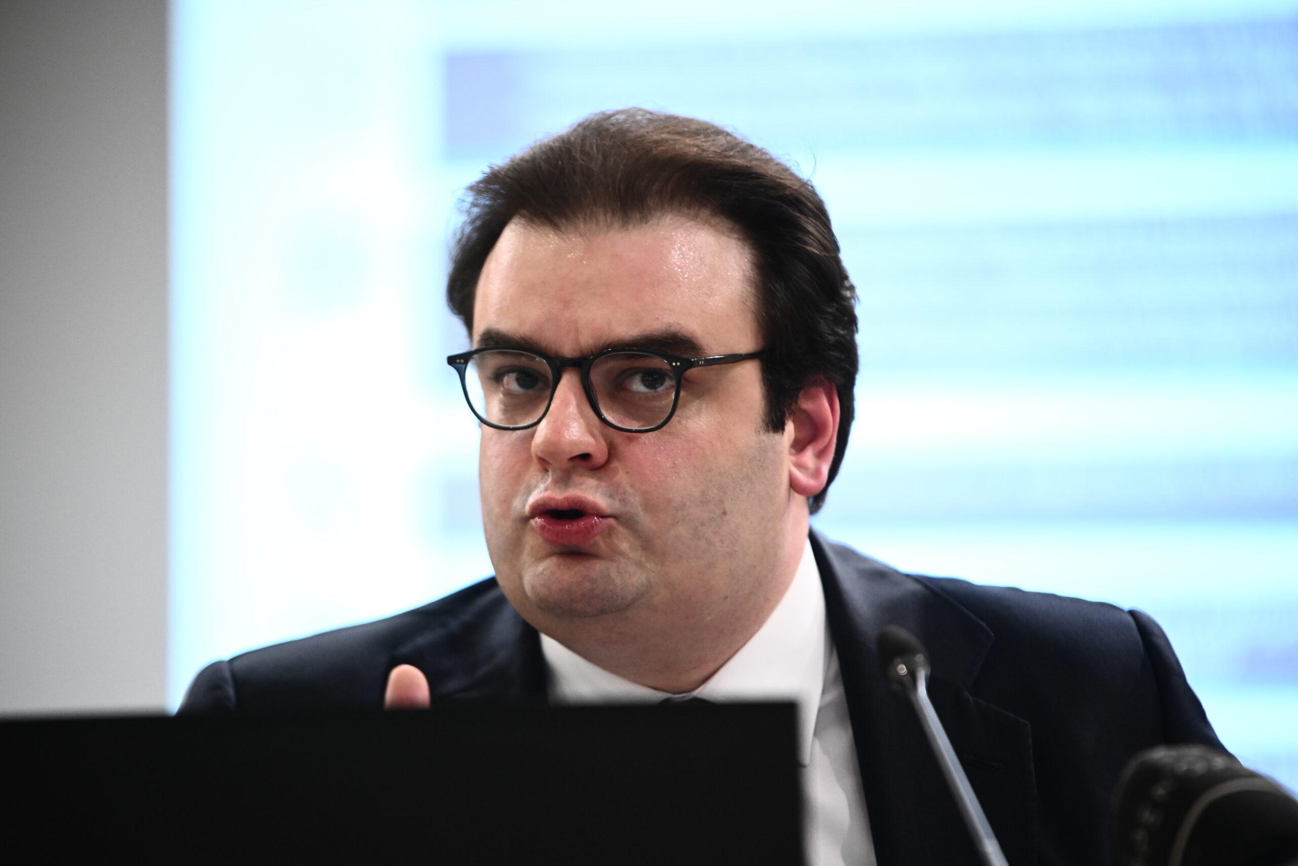 Κυρ. Πιερρακάκης: «Με την Ελάχιστη Βάση η εισαγωγή στα μη κρατικά πανεπιστήμια»