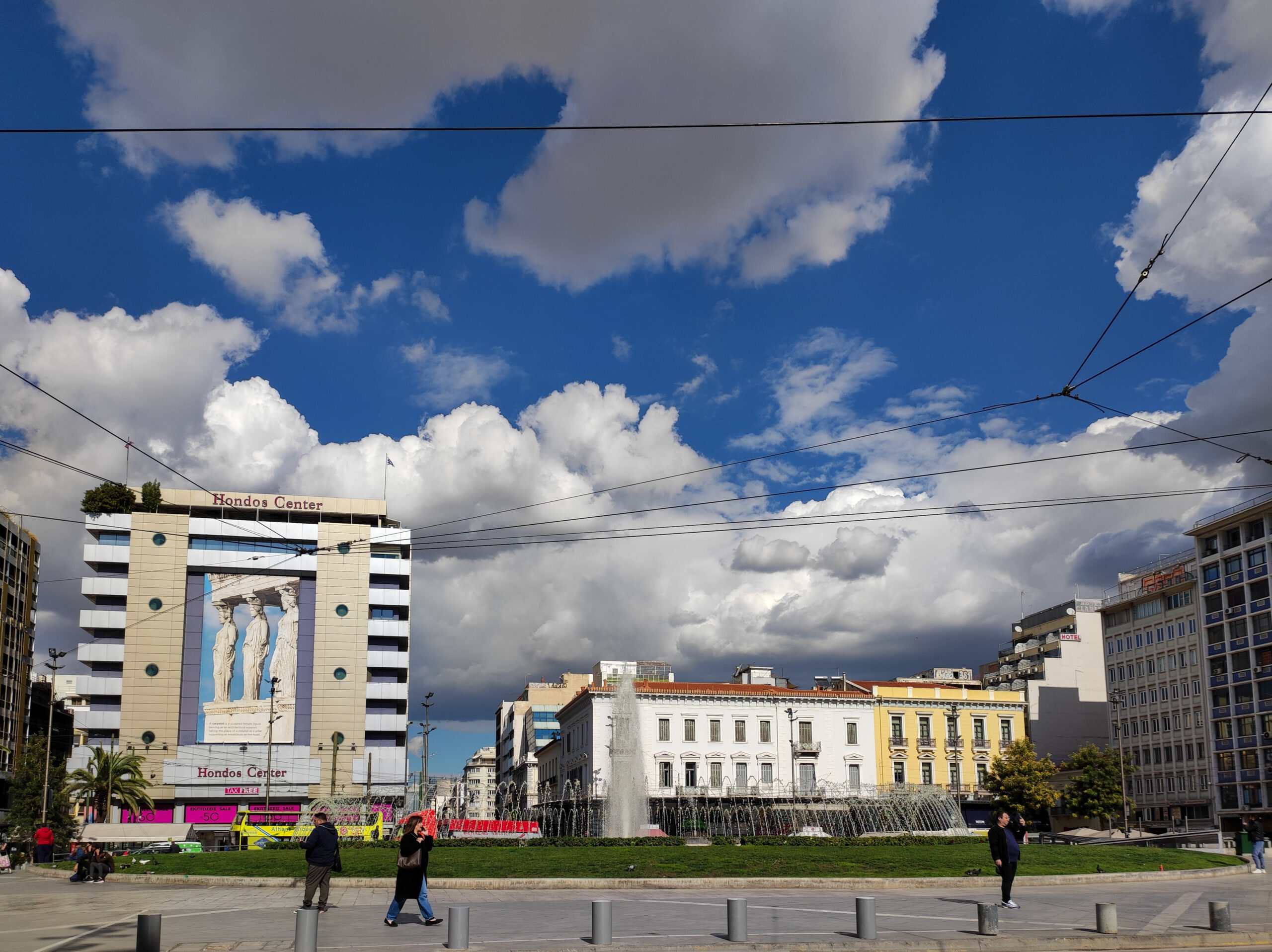 Καιρός | Ηλιοφάνεια με τοπικές νεφώσεις σήμερα Κυριακή