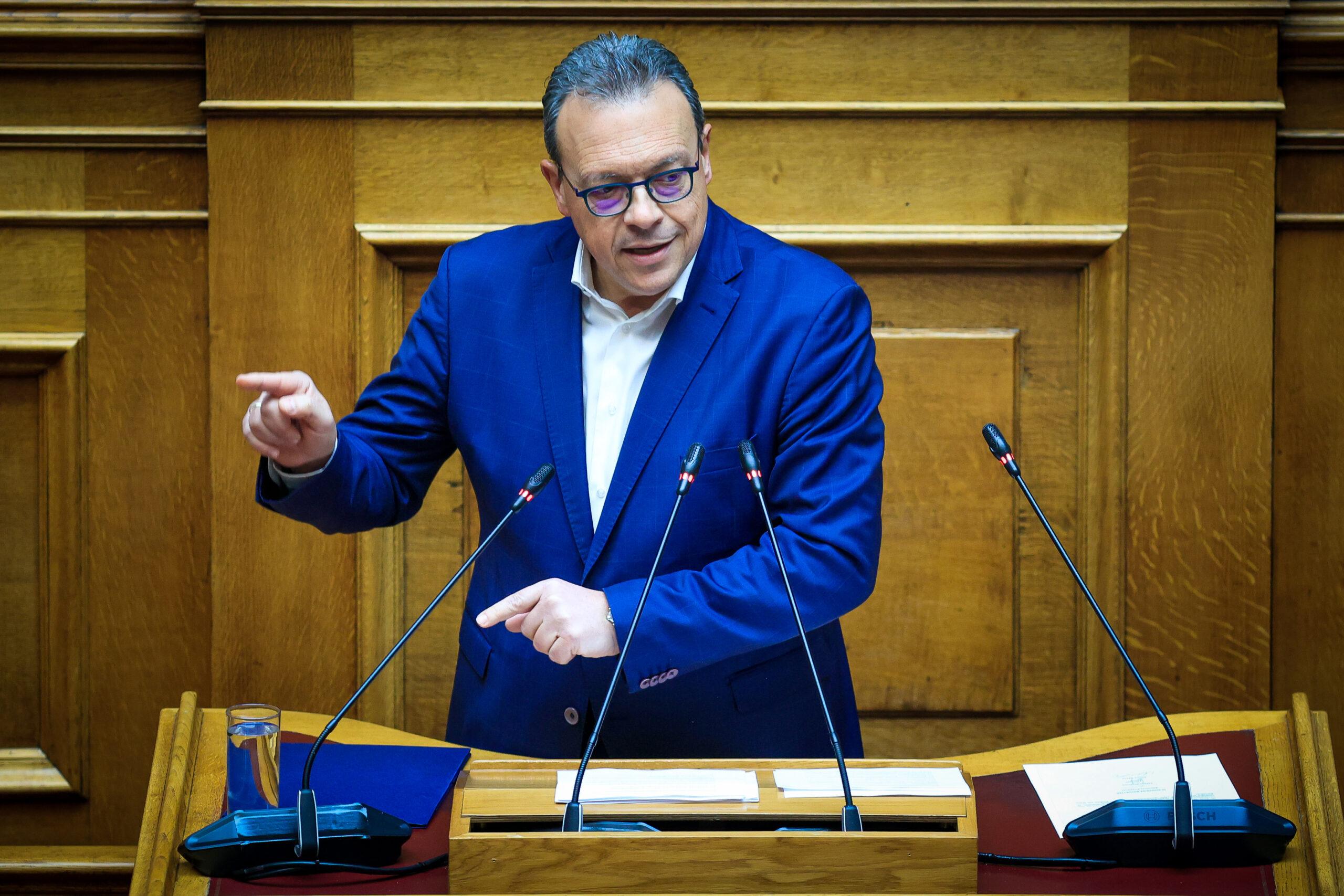 Τέμπη – Σ. Φάμελλος: «Προσβολή στα θύματα η απουσία Μητσοτάκη»