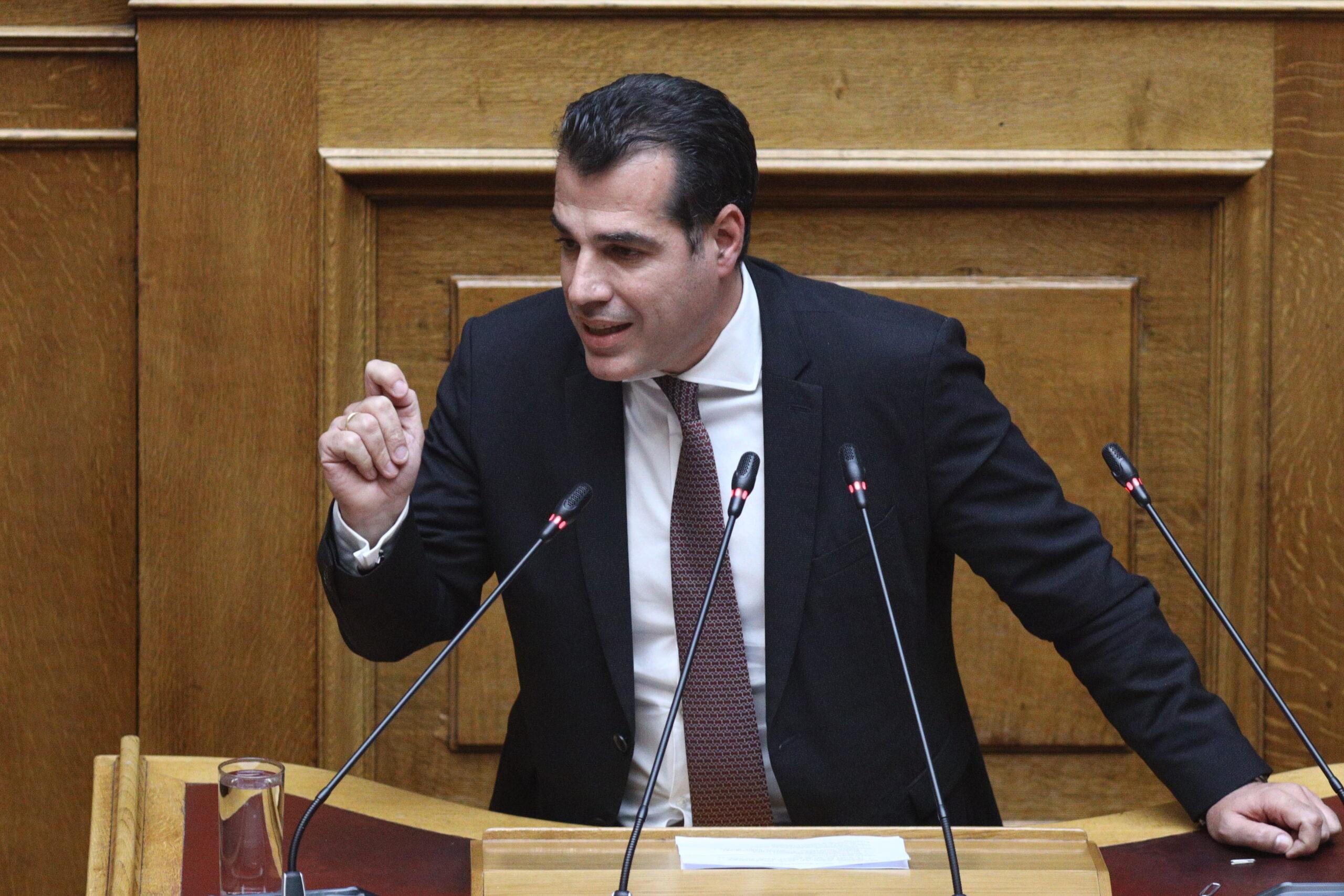 Πλεύρης για γάμο ομόφυλων ζευγαριών: «Δεν μπορώ να ψηφίσω τις συγκεκριμένες διατάξεις»