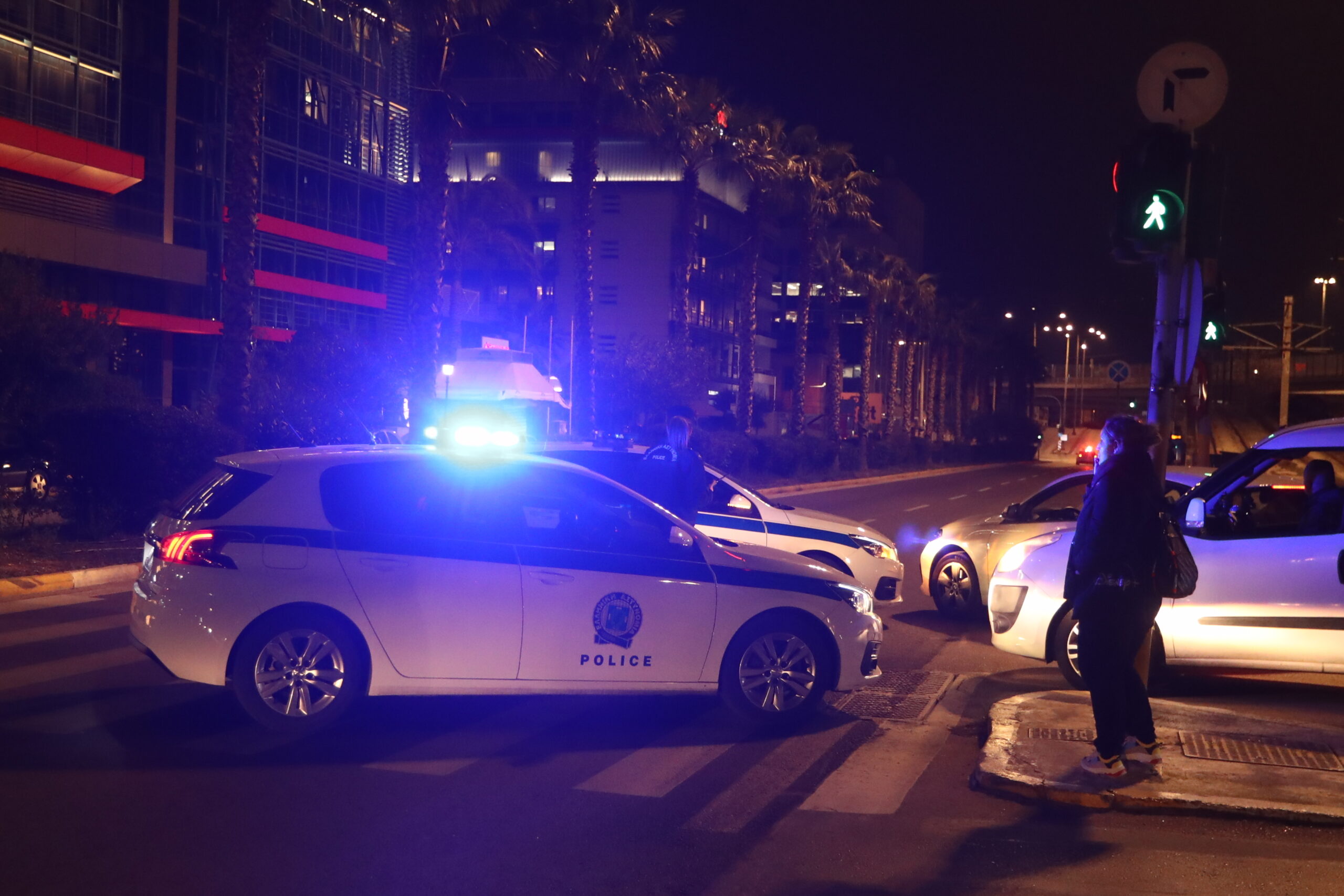 Λήξη συναγερμού στον ΣΚΑΪ – Φάρσα το τηλεφώνημα για βόμβα