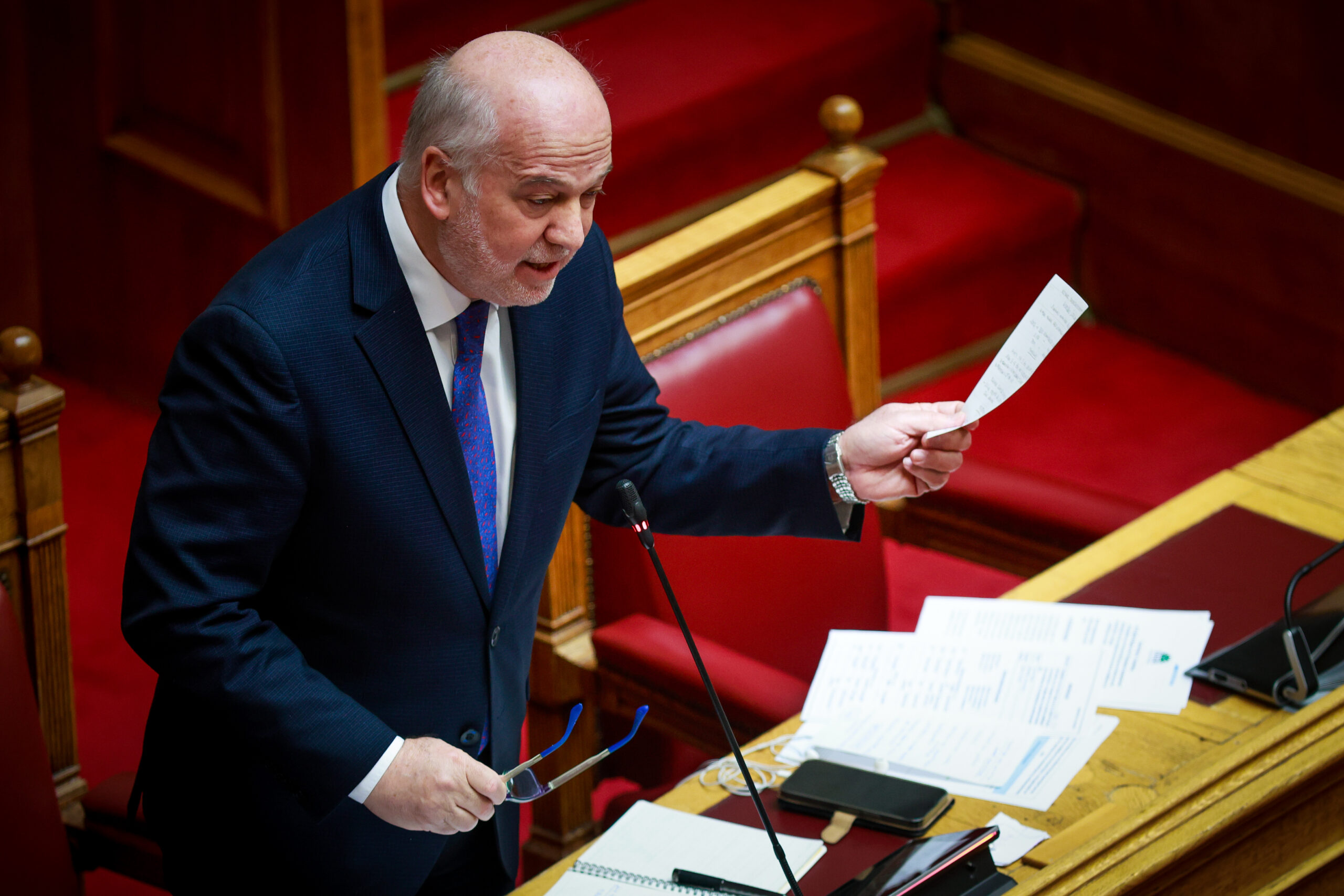 Ποινικός Κώδικας: Σφοδρή αντιπαράθεση Φλωρίδη – Φάμελλου για το νομοσχέδιο που ψηφίστηκε στη Βουλή