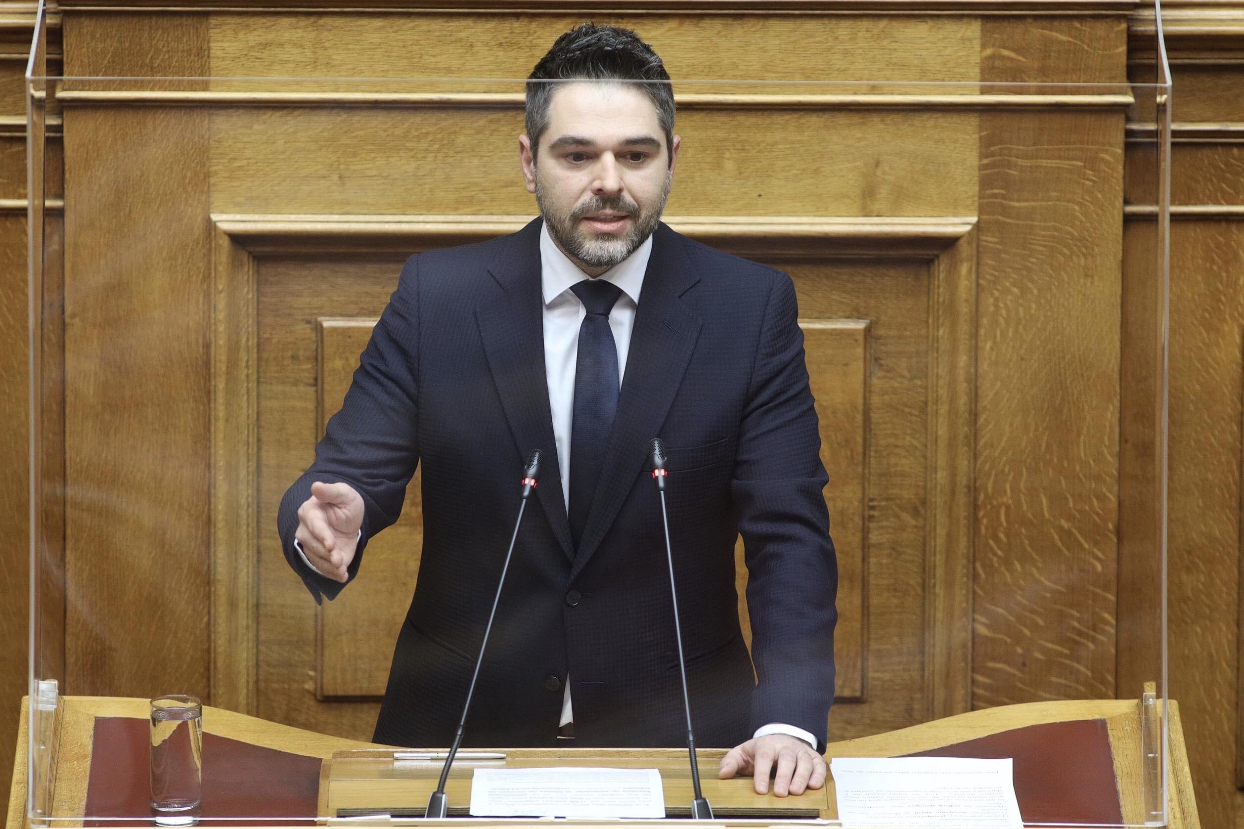 Σαρακιώτης στην POLITIC: «Στόχος του ΣΥΡΙΖΑ η δημιουργία πλατιάς κοινωνικής συμμαχίας για την πολιτική αλλαγή»