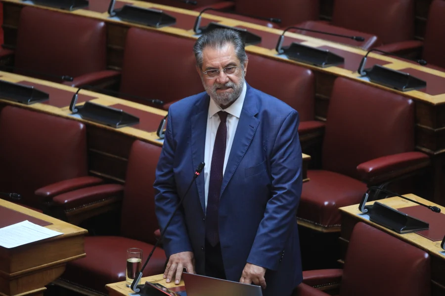 Α. Παναγιωτόπουλος – ΣΥΡΙΖΑ: «Τέλος και οι δωρεάν παροχές στα φάρμακα -Εκτινάσσει τις τιμές ο Γεωργιάδης»