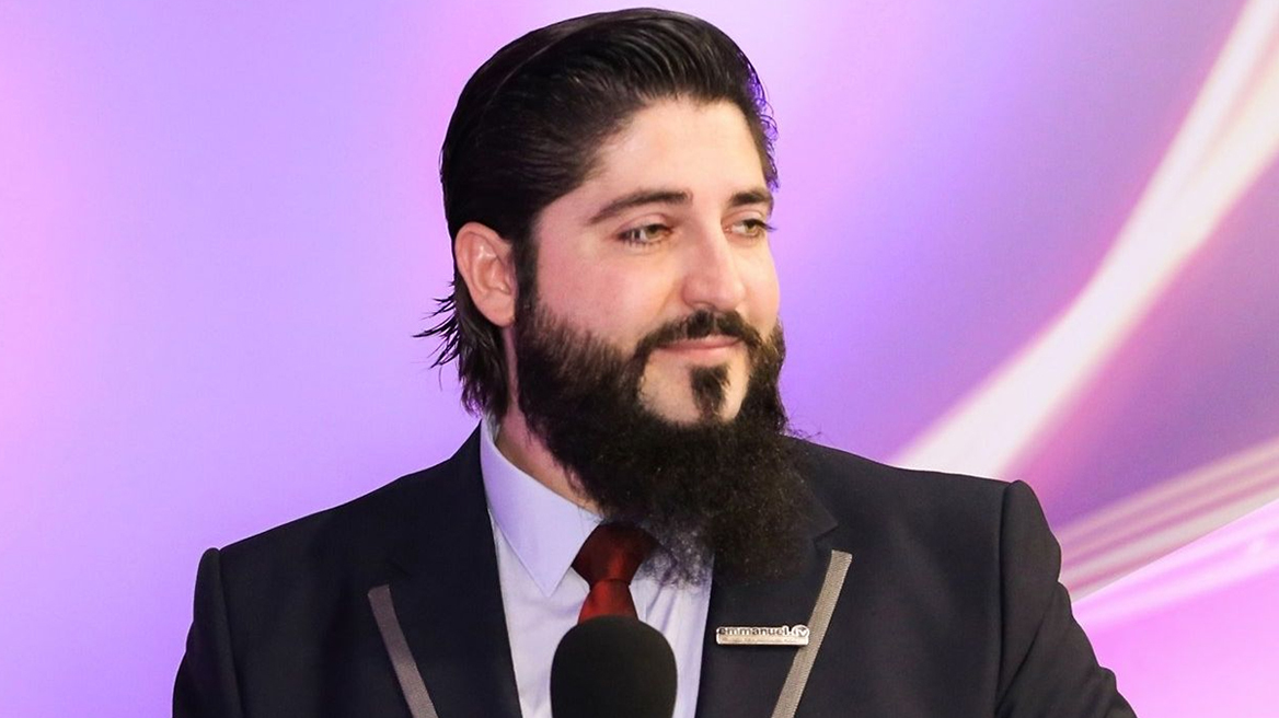 Θεσσαλονίκη: Επανεμφάνιση του «εξορκιστή» – Μιλά για θαύματα μέσω… τηλεφώνου