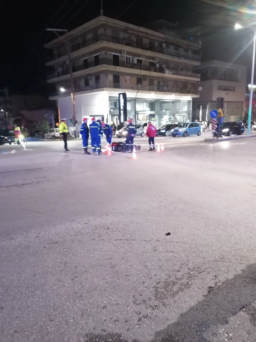 Τραγωδία στην Πάτρα: Πώς έγινε το δυστύχημα με τους δύο νεαρούς που επέβαιναν σε μηχανή – Φωτογραφίες