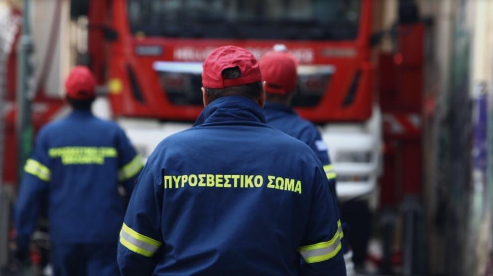 Φωτιά στην Κατερίνη: Επιχειρούν επίγειες και εναέριες δυνάμεις