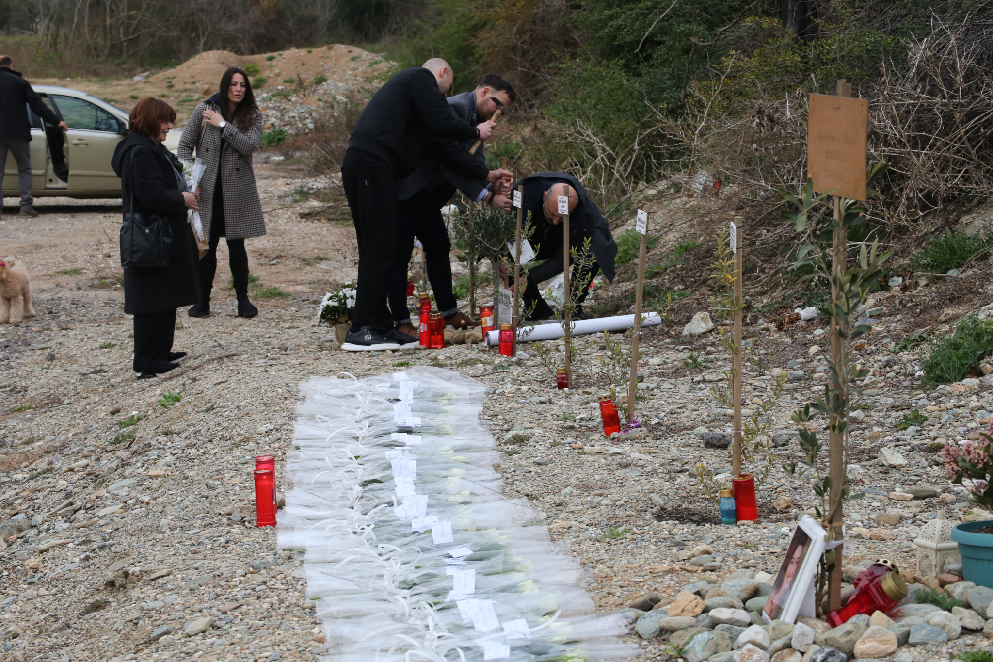 Μνημόσυνο στον τόπο της τραγωδίας για την συμπλήρωση 1 χρόνου από τη μαύρη επέτειο της τραγωδίας των Τεμπών