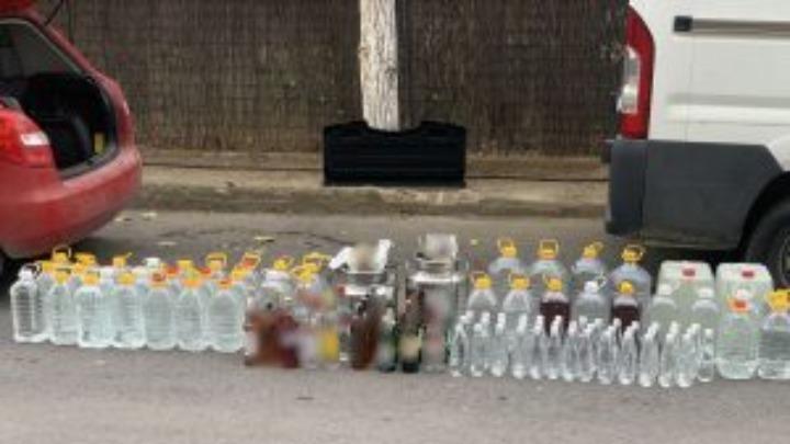 Θεσσαλονίκη: Συλλήψεις για αποθήκευση και διακίνηση λαθραίων ποτών και καπνικών προϊόντων