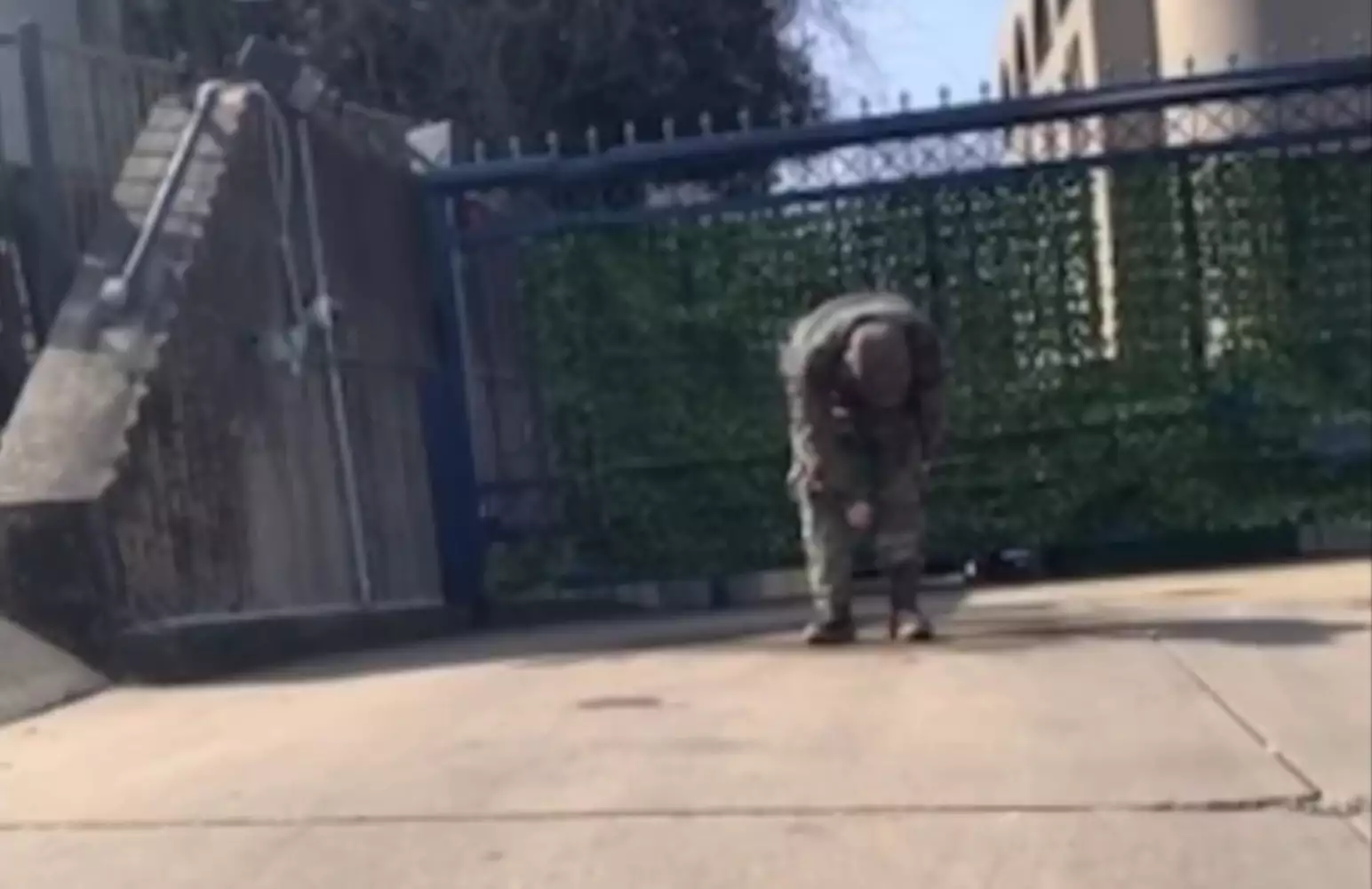 Ουάσινγκτον: Νεκρός ο στρατιωτικός που αυτοπυρπολήθηκε έξω από την Πρεσβεία του Ισραήλ