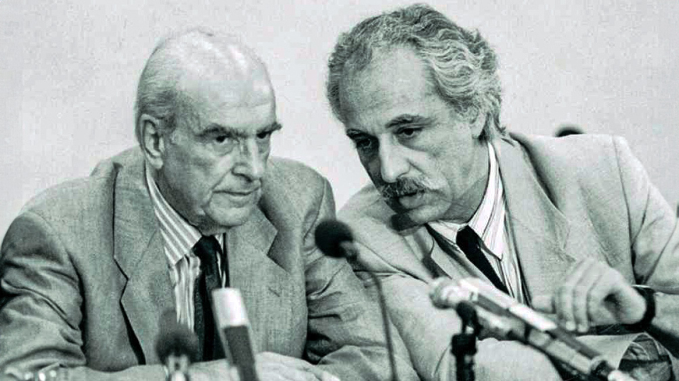 Τηλέμαχος Χυτήρης: Περιγράφει τις τελευταίες στιγμές του Ανδρέα Παπανδρέου – «Εγώ του έκλεισα τα μάτια» (ΒΙΝΤΕΟ)