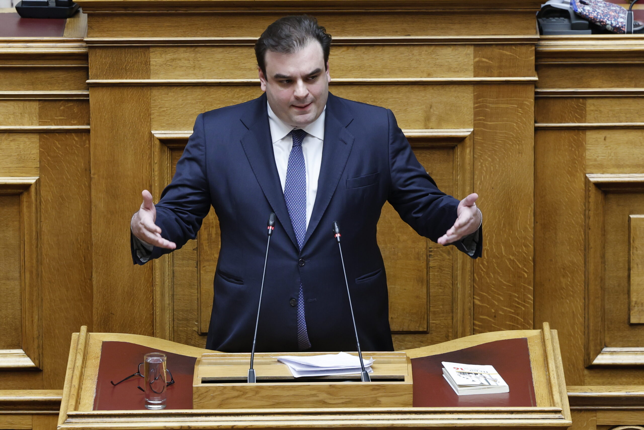 Βουλή: Δεκτό από την αρμόδια επιτροπή το νομοσχέδιο για τα μη κρατικά πανεπιστήμια