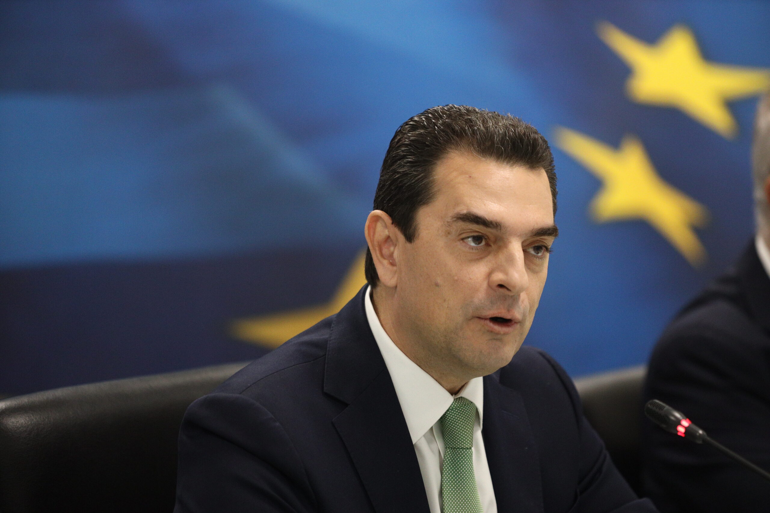 Σκρέκας: Υπάρχει ενδιαφέρον από τα Ηνωμένα Αραβικά Εμιράτα για επενδύσεις