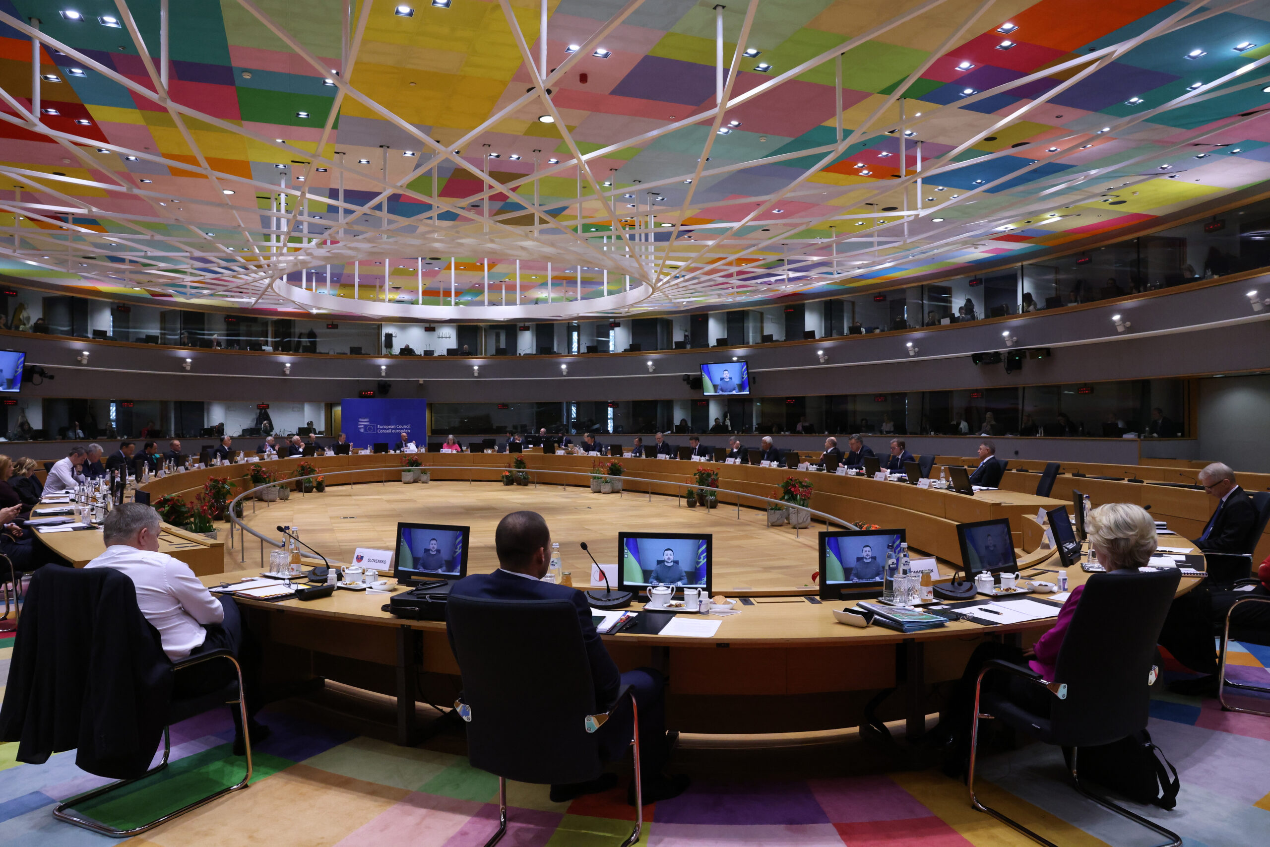 ΕΕ: Διχασμός για τη στρατιωτική στήριξη στην Ουκρανία και τις κυρώσεις σε βάρος της Ρωσίας