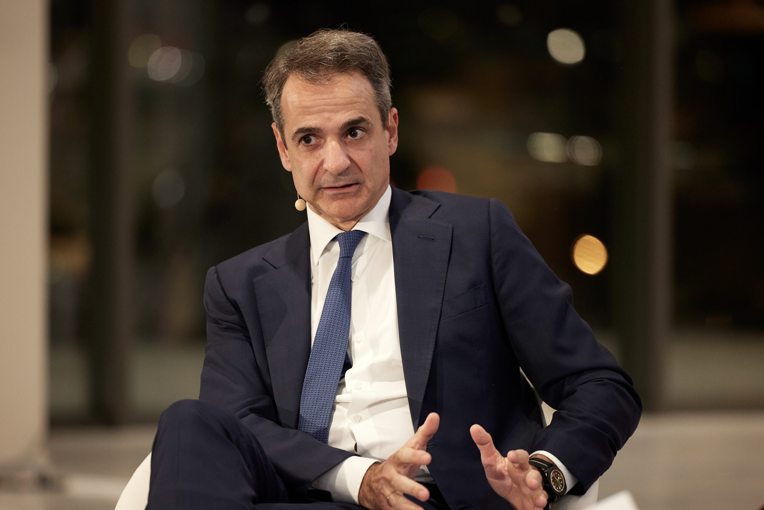 Η (κρυφή και φανερή) ατζέντα Μητσοτάκη στο συνέδριο του ΕΛΚ στο Βουκουρέστι