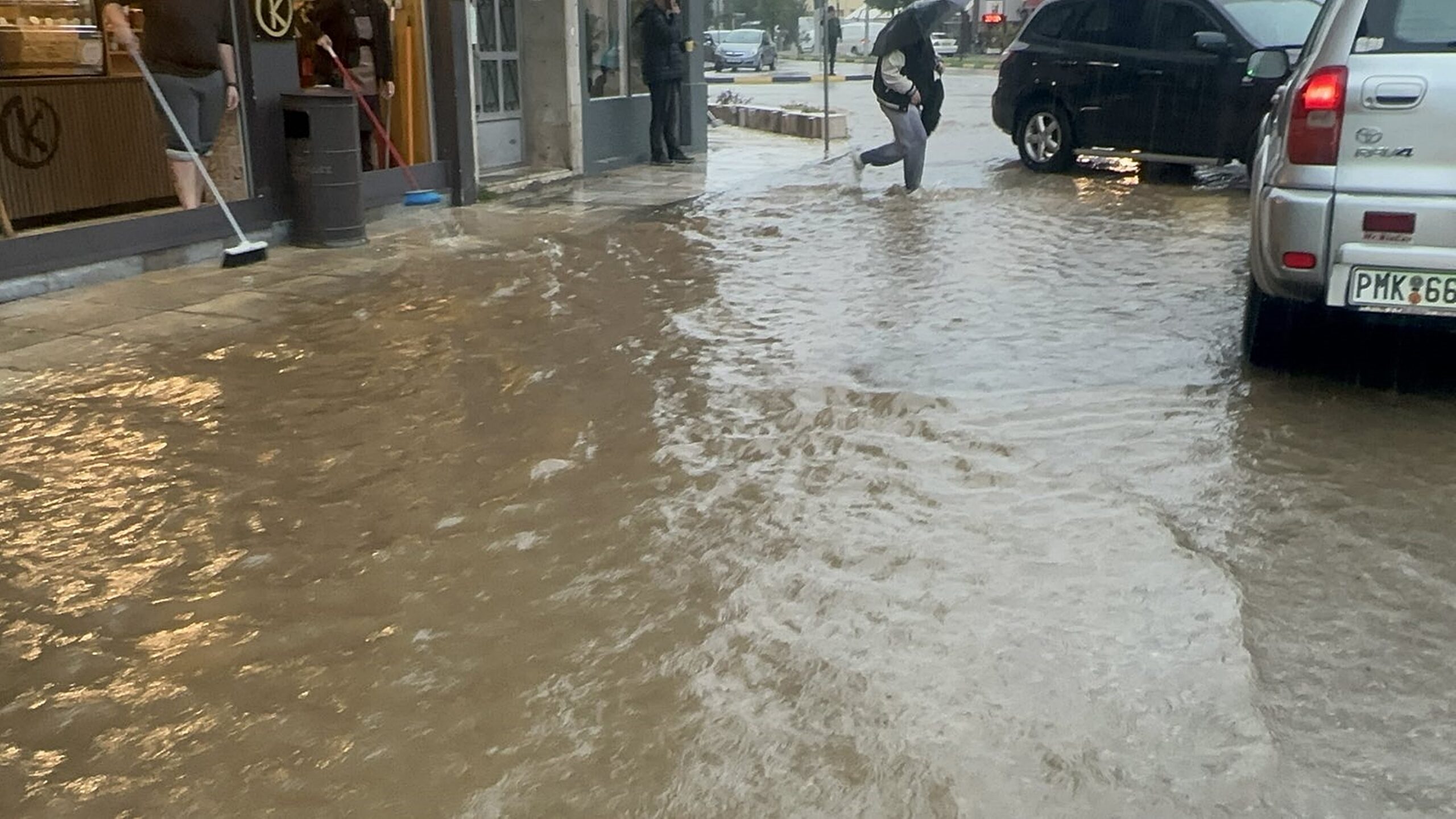 Καιρός: Που θα χτυπήσει η κακοκαιρία τις επόμενες ώρες – Επικαιροποιήθηκε το έκτακτο δελτίο