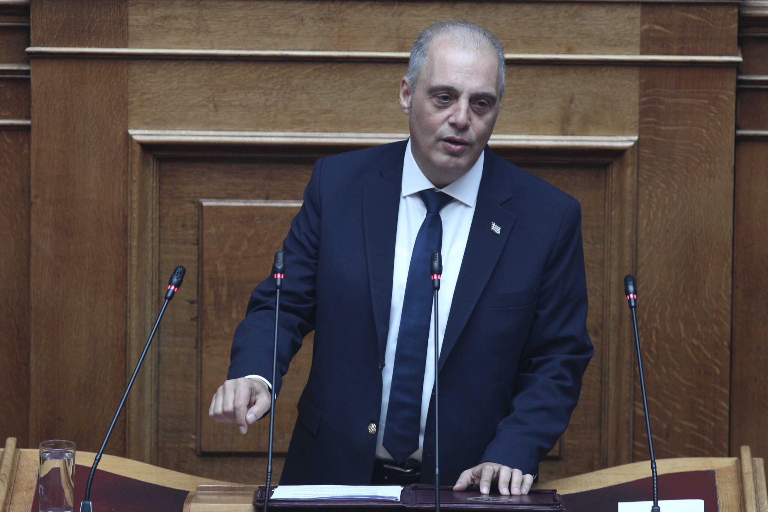 Βελόπουλος προς ΝΔ: «Έχετε αίμα στα χέρια σας» (ΒΙΝΤΕΟ)