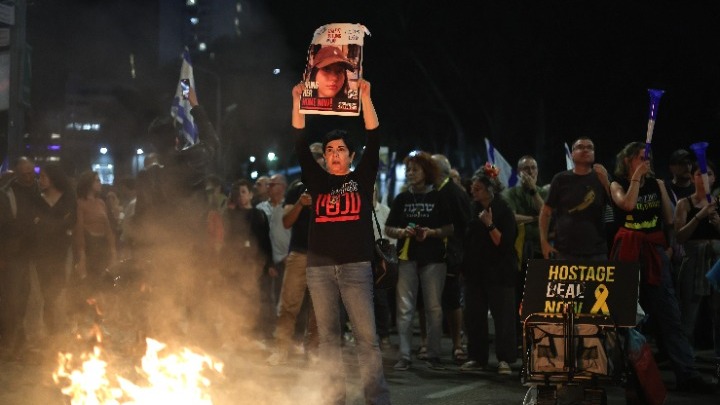 Χιλιάδες Ισραηλινοί ξανά στους δρόμους ζητώντας την παραίτηση του Νετανιάχου