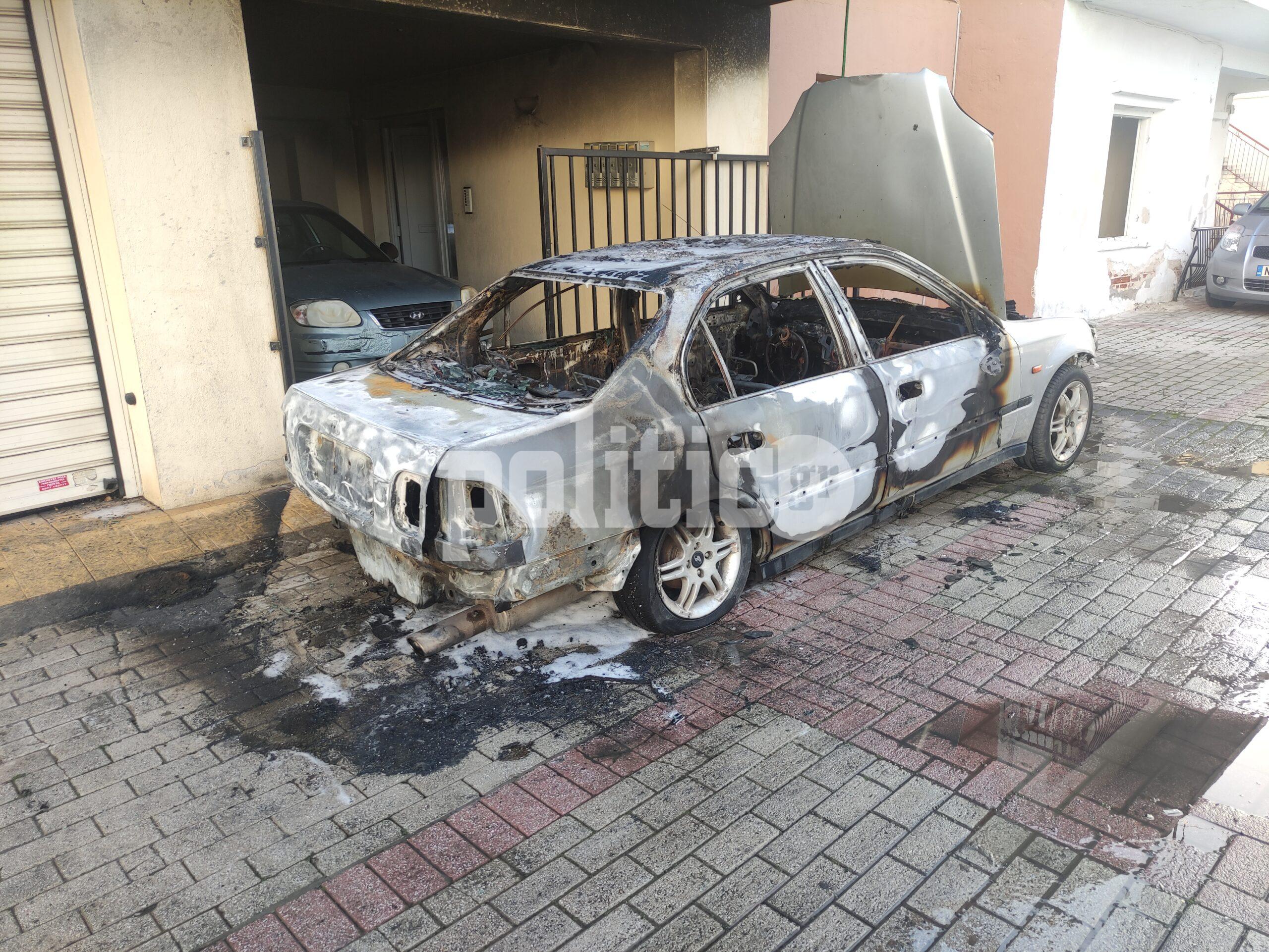 Θεσσαλονίκη – Εύοσμος: Στις φλόγες αυτοκίνητο μετά από έκρηξη