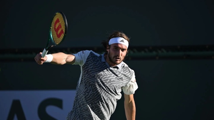 Miami Open: Πρόωρο «αντίο» Τσιτσιπά από τον Σαποβάλοφ