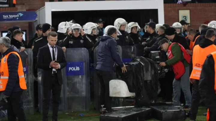 Υπουργείο Εσωτερικών Τουρκίας: «Ξεκίνησε η έρευνα για την ταυτοποίηση των οπαδών»